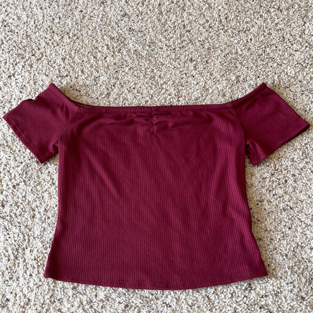 off the shoulder maroon crop top